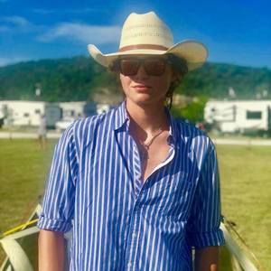 Meet your Posher, Stacey